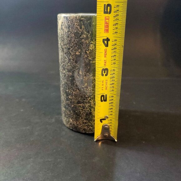 Marble Vase Made In Pakistan. A Metamorphic Rock Valued For It's Durability - Picture 4 of 6